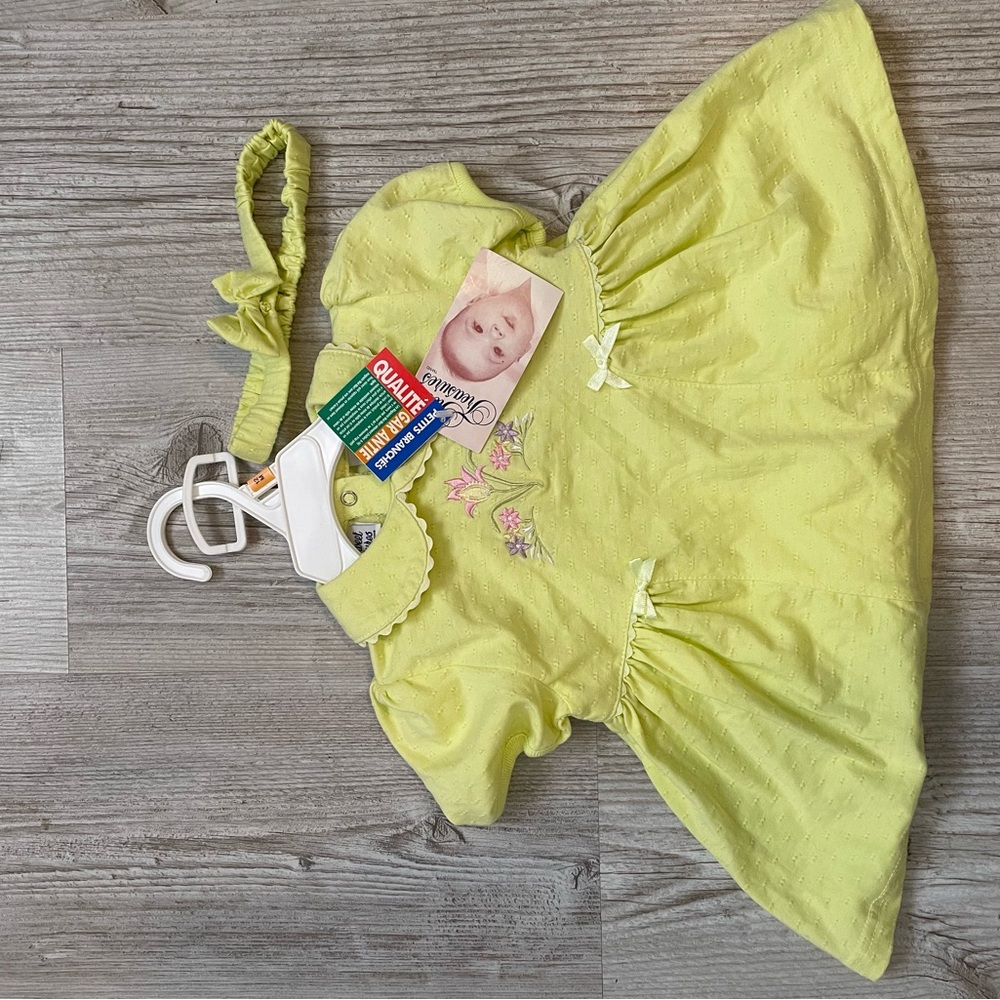 🆓 with purchase - Charming Lime Green Baby Dress